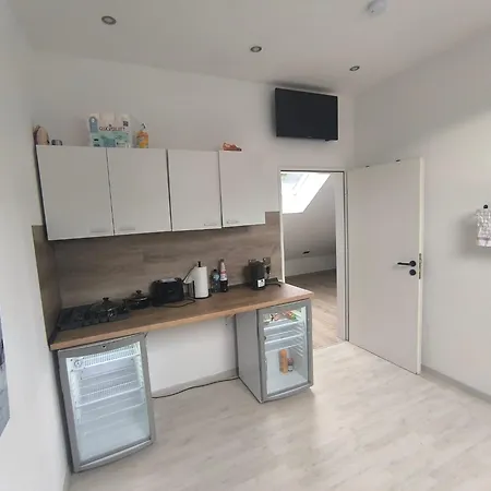 Smart 2 Bb2 321 Готель *